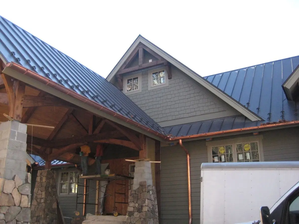 Craftsman Roofing team delivering quality roofing work in Roxbury